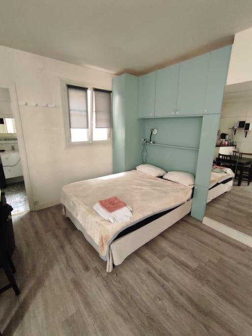 Apartment Pl Republique Paris Extérieur photo